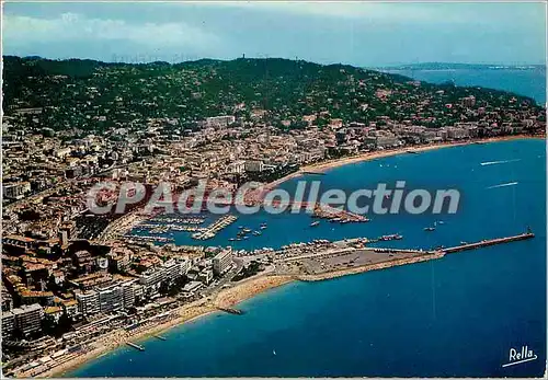 Moderne Karte Cannes (A M) Vue generale aerienne sur la plage du Midi le Port la Croisette et la Colline de S