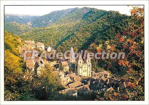 Moderne Karte Conques (Aveyron) Dans un site grandiose le village domine la Vallee de l'Ouche