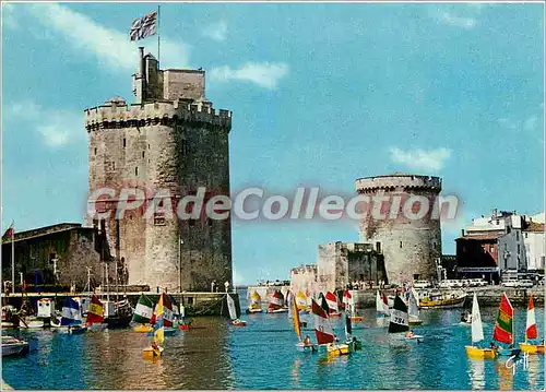 Cartes postales moderne En Aunis la Rochelle (Chte Mme) la tour Saint Nicolas et la Tour de la Chaine