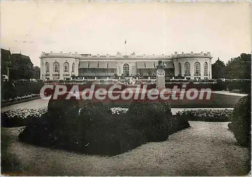 Cartes postales moderne Deauville la plage fleurie le casino et les jardins