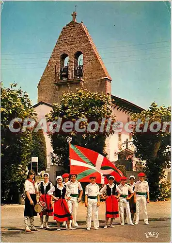 Cartes postales moderne La Groupe Primadera d'Arbonne devant l'eglise d'Arbonne