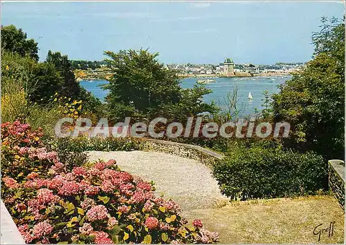 Cartes postales moderne En Bretagne Dinard (I et V) de la Vicimte Vue sur l'estuaire de la Rance et sur la Tour Solidor