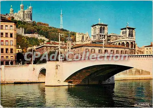 Cartes postales moderne Lyon Pont Bonaparte Eglise Primatiale St Jean et Colline de Fourviere