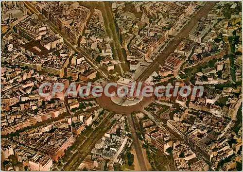 Cartes postales moderne Paris En avion au dessus de la Place de l'Etoile Au centre l'Arc de Triomphe