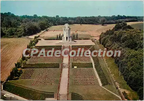 Cartes postales moderne Chassenuil (Charente) Vue aerienne Memorial de la resistance inaugure le 21 10 1951