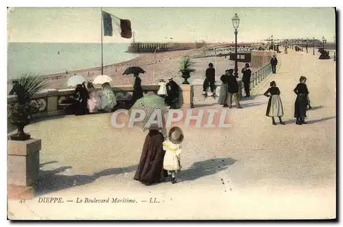 Cartes postales Dieppe le Boulevard Maritime