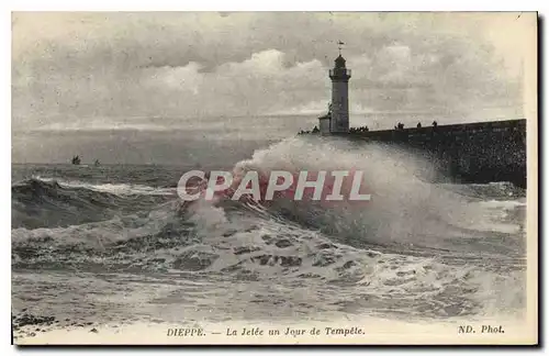 Cartes postales Dieppe La Jetee en Jour de Tempete