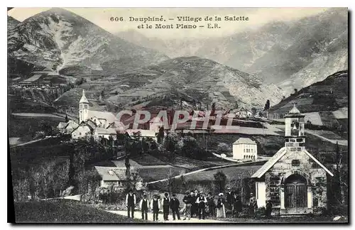 Cartes postales Dauphine Village de la Salette et le Mont Plano