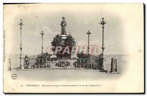 Ansichtskarte AK Pontmain Monument erige a l'endroit meme ou a eu lieu l'apparition