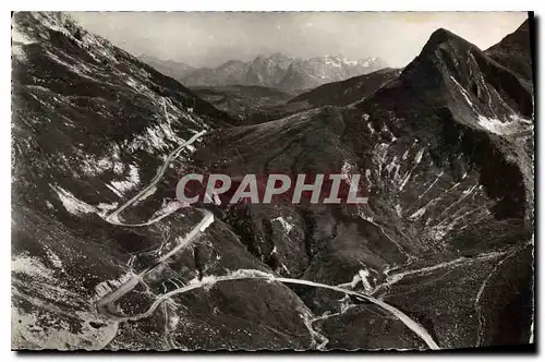 Cartes postales Le Col de la Colomniere Haute Savoie Vue aerinne au fond le Blet