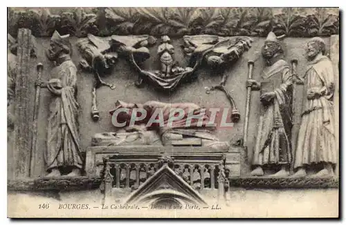 Cartes postales Bourges La Cathedrale Detail d'une porte