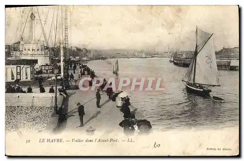 Ansichtskarte AK Le Havre Voilier dans l'Avant Port