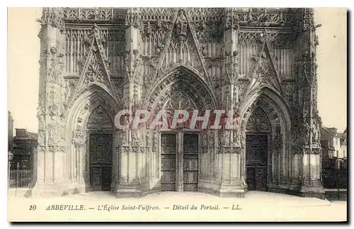 Cartes postales Abbeville l'Eglise Saint Vulfran Detail du Portail