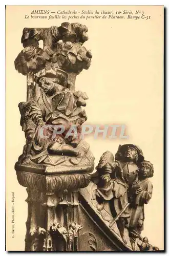 Cartes postales Amiens Cathedrale Stalles du Choeur Le bourreau fouille les poches du panetier de Pharaon