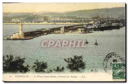 Ansichtskarte AK Marseille Le Phare Sainte Marie et l'Entree des Bassins