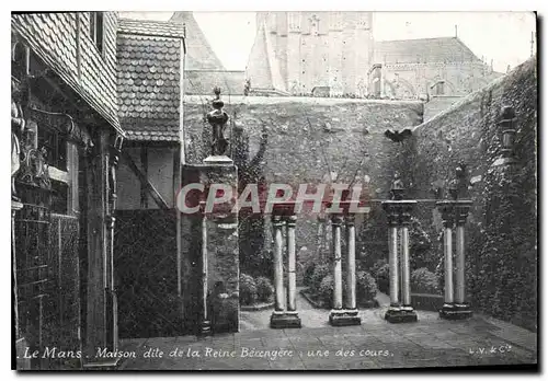 Cartes postales Le Mans Maison dite de la Reine Berengere une des cours