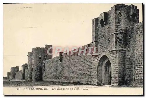 Cartes postales Aigues Mortes Les Remparts au Sud