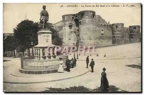 Cartes postales Angers La Statue du Roi Rene et la Chateau