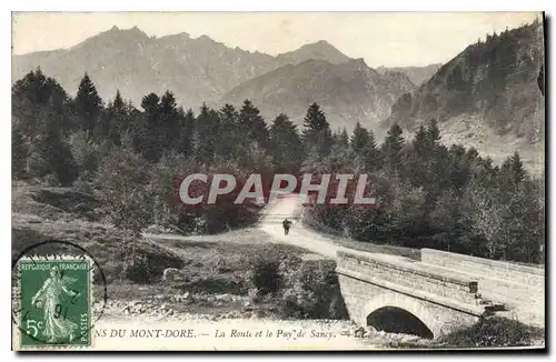 Cartes postales Mont Dore La Route et le Puy de Sancy