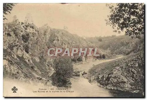 Ansichtskarte AK Creuse Crozant Les Ruines et la Vakkee de la Creuse