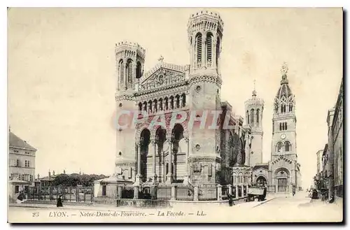 Cartes postales Lyon Notre Dame de Fourviere La Facade