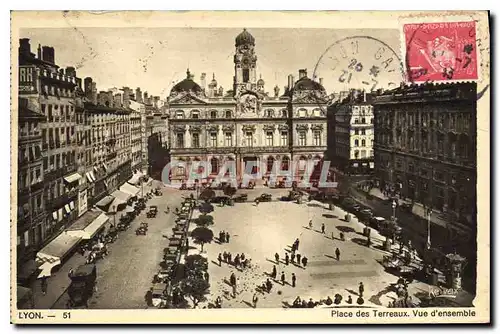 Ansichtskarte AK Lyon Place des Terreaux Vue d'ensemble