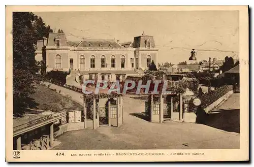 Ansichtskarte AK Les Hautes Pyrenees Bagneres de Bigorre Entree du Casino