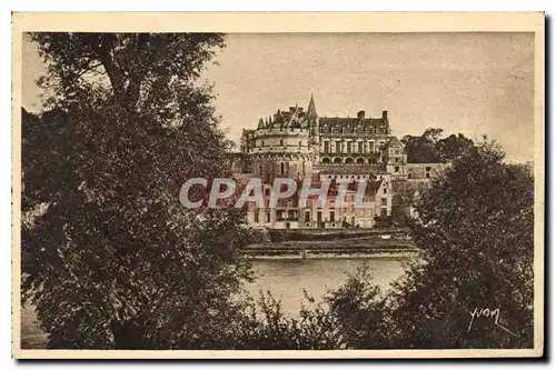 Cartes postales Le Chateau d'Amboise vu des borsds de la Loire