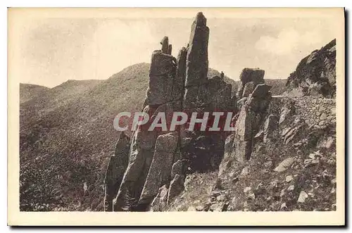 Ansichtskarte AK Un joli Coin de France Le Vigan Route du Vigan a l'Aigoual Les Roches Longues