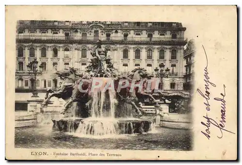 Ansichtskarte AK Lyon Fontaine Bartholdi Place des Terreaux