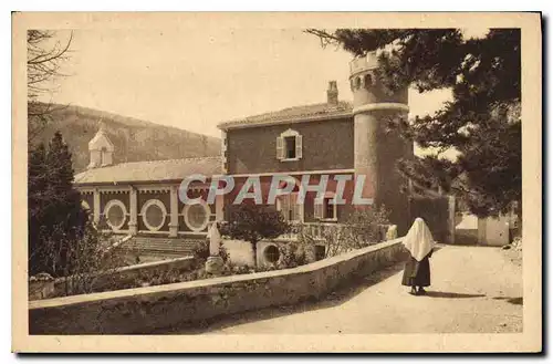 Cartes postales Bethanie Sainte Baume cour d'Entree