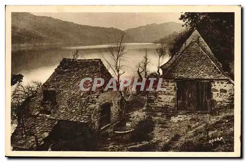 Cartes postales Vallee de la Truyere Cantal le Lac de Sarrans Vieilles maisons a la presqu'ile de Laussac