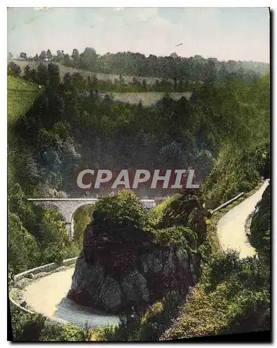 Ansichtskarte AK Environs de Riom Es Montagnes Cantal la Route de Menct au Pont de la Mort