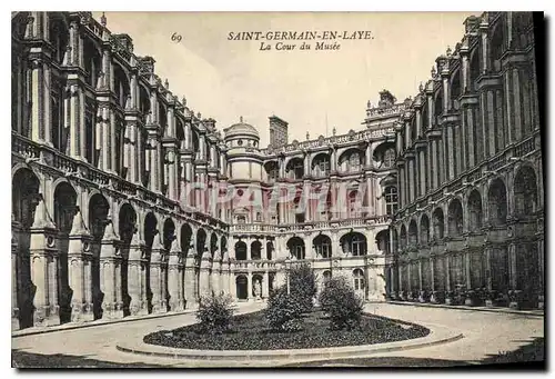 Cartes postales Saint Germain en Laye La Cour du Musee