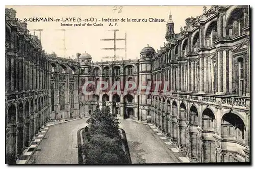 Cartes postales Saint Germain en Laye S et O Interieur de la cour du Chateau