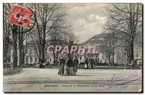 Cartes postales Grenoble Place de la Constitution et les Forts