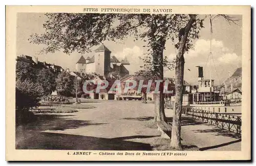 Ansichtskarte AK Annecy Chateau des Ducs de Nemours Bateau