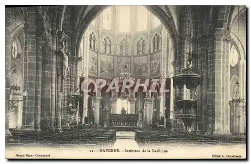 Ansichtskarte AK Mayenne Interieur de la Basilique