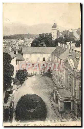 Cartes postales Chambery Cour du chateau vue du Donjon