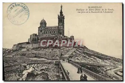 Ansichtskarte AK Marseille Basilique de Notre Dame de la Garde vue prise de la Passerelle de l'Ascenseur