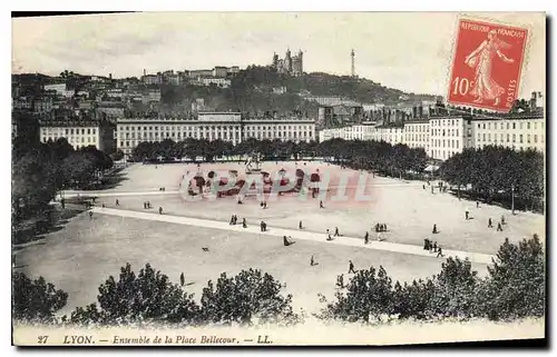 Ansichtskarte AK Lyon ensemble de la place Bellecour