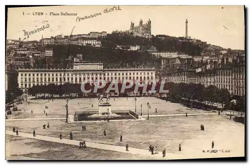 Cartes postales Lyon place Bellecour