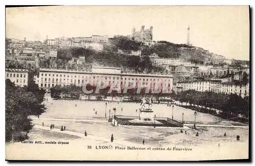 Ansichtskarte AK Lyon place Bellecour et Coteau de Fourviere