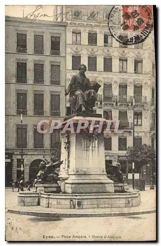 Cartes postales Lyon Place Ampere Statue d'Ampere