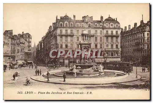 Cartes postales Lyon Place des Jacobins et rue centrale