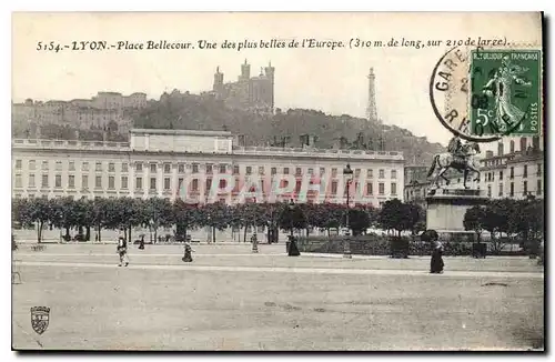 Ansichtskarte AK Lyon Place Bellecour Une des plus belles de l'Europe