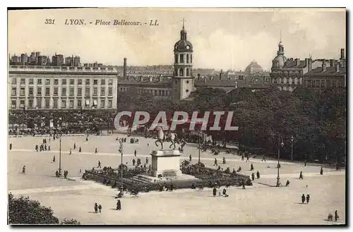 Cartes postales Lyon Place Bellecour