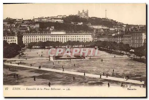 Ansichtskarte AK Lyon Ensemble de la Place Bellecour