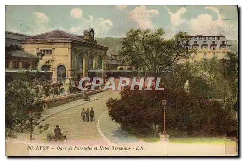 Cartes postales Lyon Gare de Perrache et Hotel Terminus