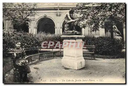 Ansichtskarte AK Lyon Un Coin du Jardin Saint Pierre Enfant